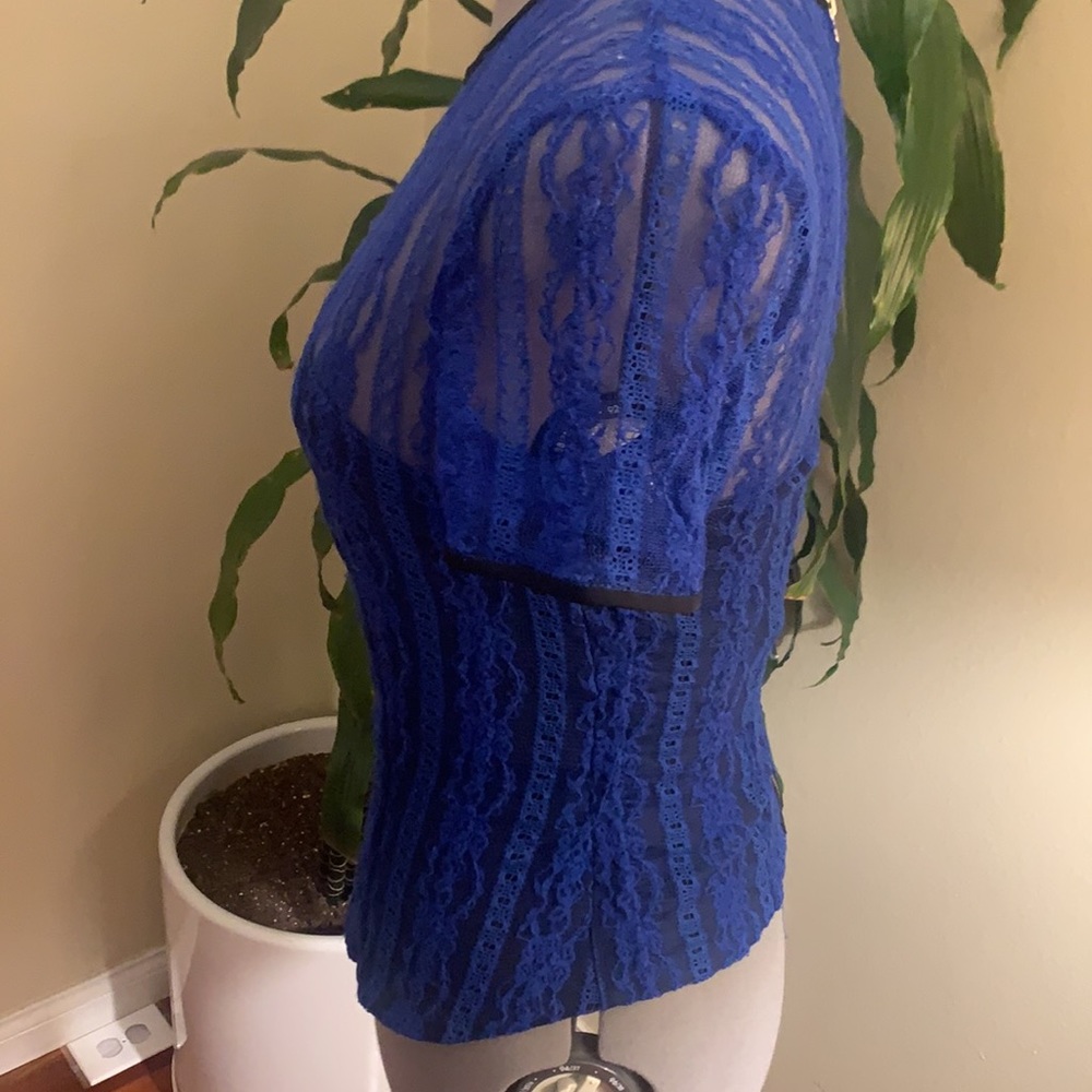 Lace Top - Picture 2 of 10